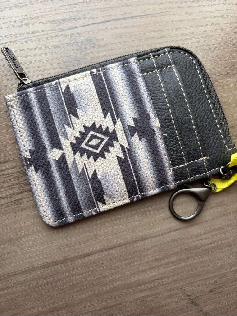 NWT Wrangler Gray and Black Southwestern Mini Zip Card Wallet